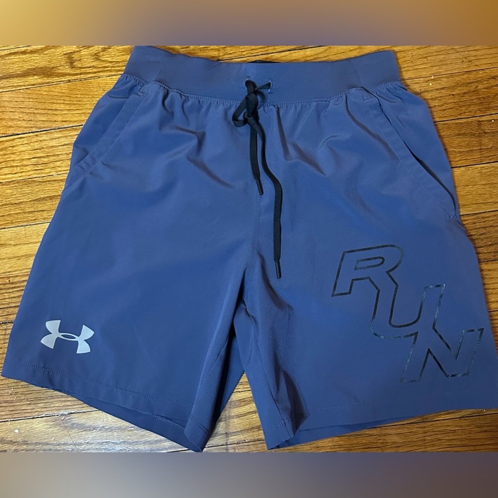 Under Armour Womens SmallFitted heatgear tie waist blue activewear running short